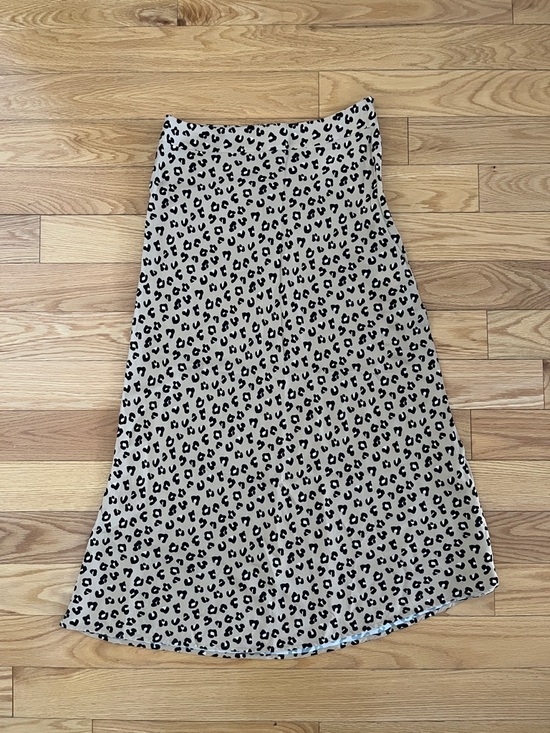 Sezane Dresses & Skirts - Sezane sandy Leopard Print Midi Skirt size 38
